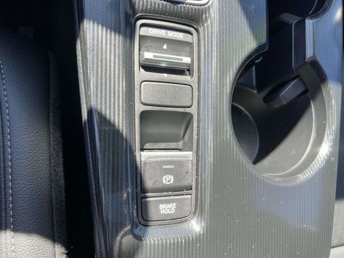 Used 2025 Honda Civic Sport image 33