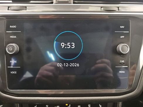 Used 2022 Volkswagen Tiguan SEL R-Line image 25