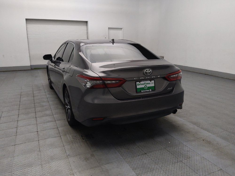 Used 2021 Toyota Camry XLE w/ Navigation Package FWD image 5