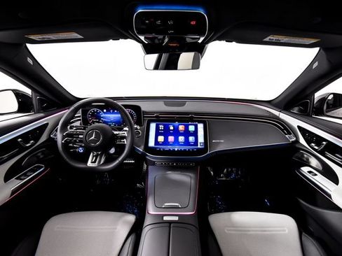 Certified 2025 Mercedes-Benz E 53 AMG e 4MATIC Sedan image 3