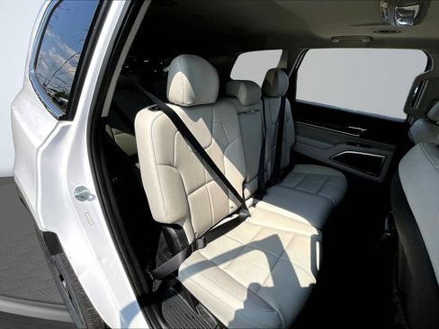 Used 2021 Kia Telluride EX FWD image 25