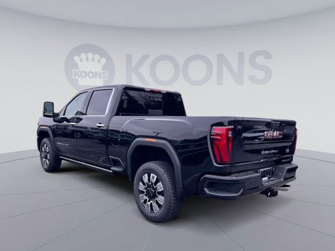 New 2026 GMC Sierra 2500 Denali w/ Denali Reserve Package image 4