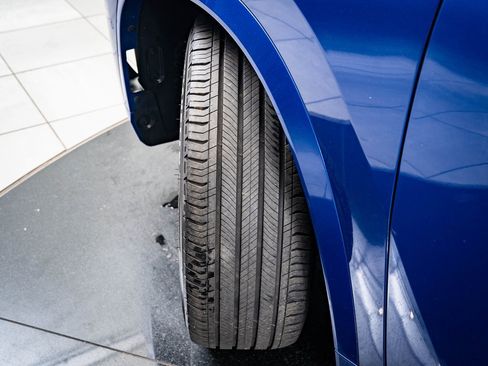 Used 2025 BMW X1 M35i image 37