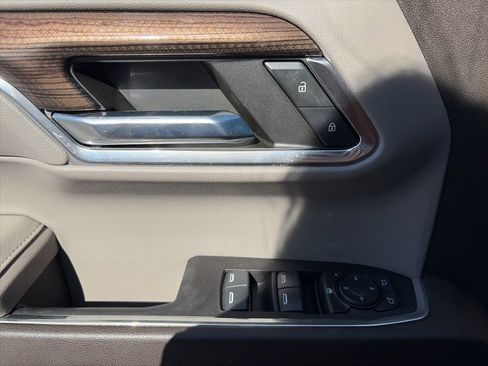 Used 2024 Chevrolet Silverado 1500 LT Trail Boss w/ Protection Package image 14