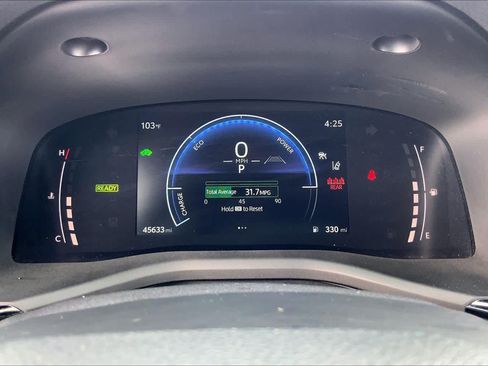Used 2025 Toyota Camry SE FWD image 25