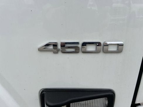 New 2024 Chevrolet Low Cab Forward image 28