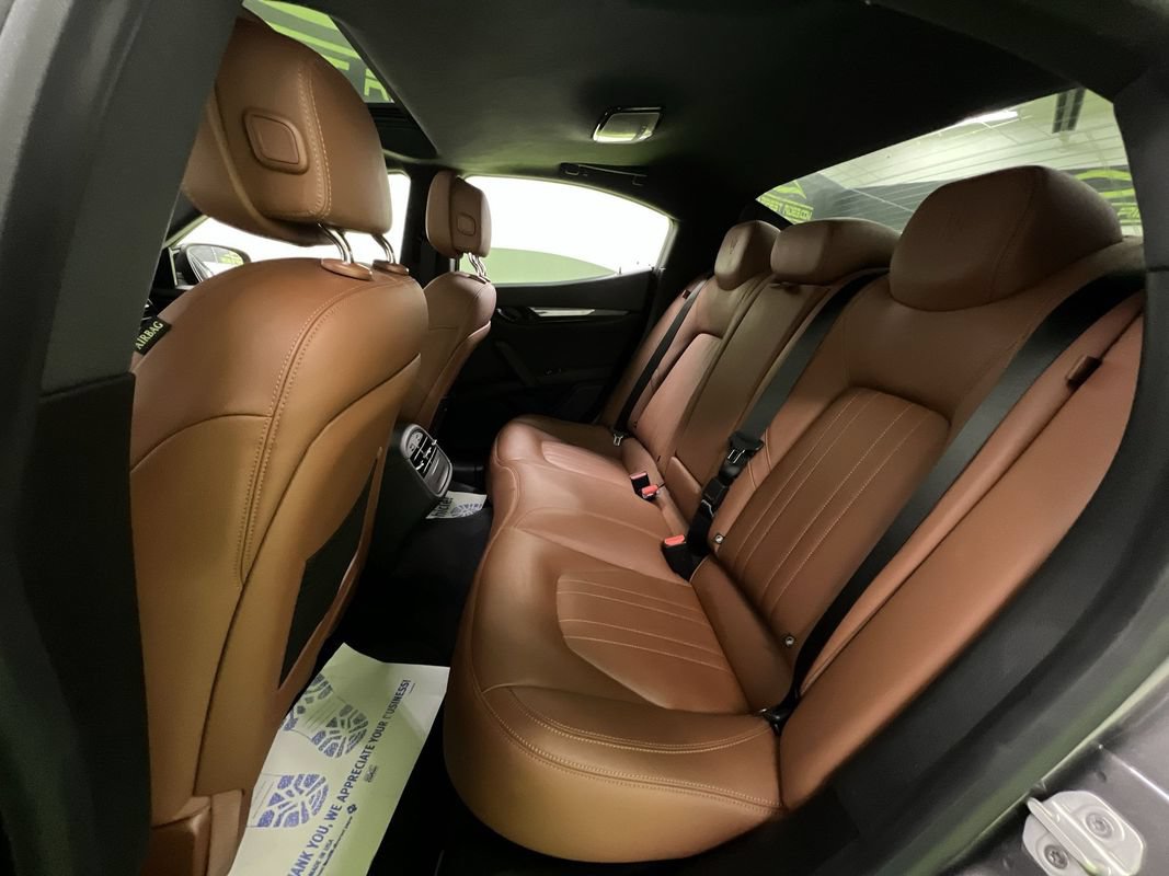 Used 2021 Maserati Ghibli S RWD image 29