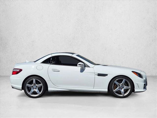 Used 2014 Mercedes-Benz SLK 250 image 4