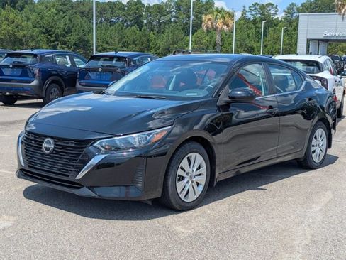 Used 2024 Nissan Sentra S FWD image 7
