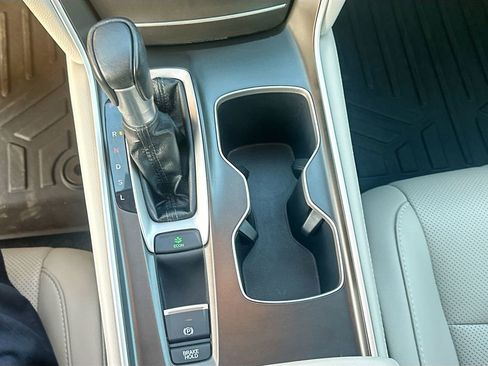 Used 2020 Honda Accord EX-L image 21