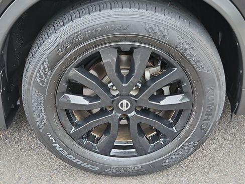 Certified 2019 Nissan Rogue SV AWD/4WD image 8