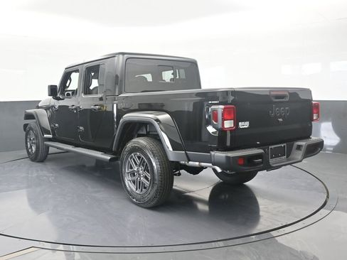New 2026 Jeep Gladiator Sport image 4