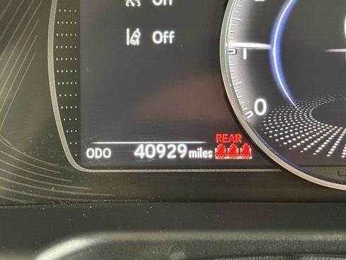 Used 2023 Lexus ES 350 w/ Premium Package image 11