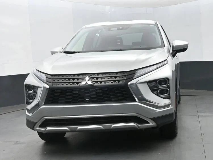 Used 2024 Mitsubishi Eclipse Cross SE AWD/4WD image 1