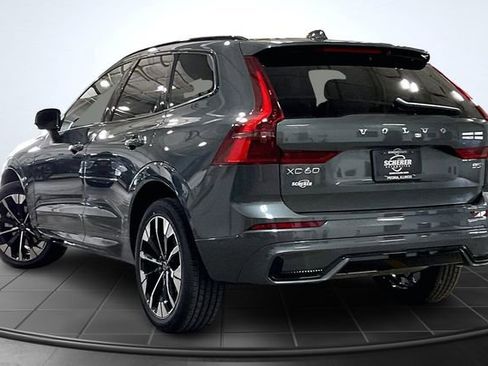 New 2026 Volvo XC60 B5 Plus w/ Climate Package image 4