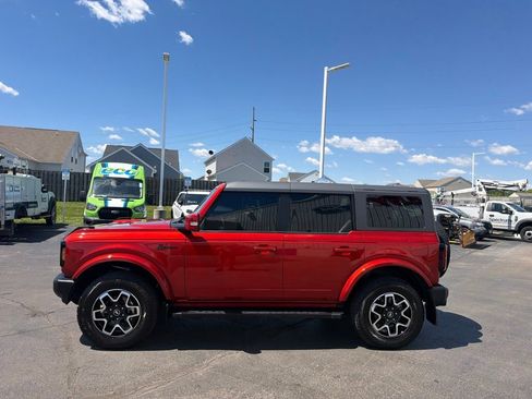 Certified 2024 Ford Bronco Outer Banks AWD/4WD image 4