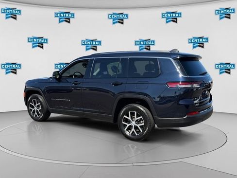 Used 2023 Jeep Grand Cherokee L Limited AWD/4WD image 4