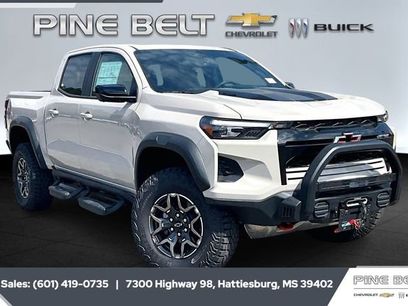 New 2026 Chevrolet Colorado ZR2 w/ Off-Road Front Bumper Package