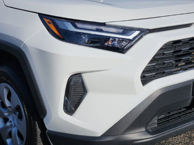 Certified 2025 Toyota RAV4 LE AWD/4WD image 7
