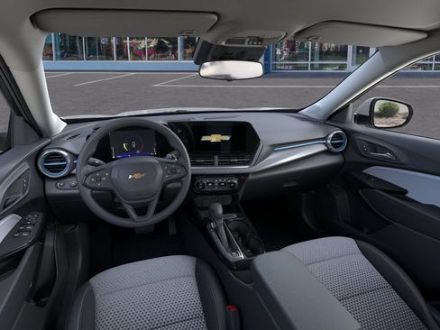 New 2026 Chevrolet Trax LT FWD image 15