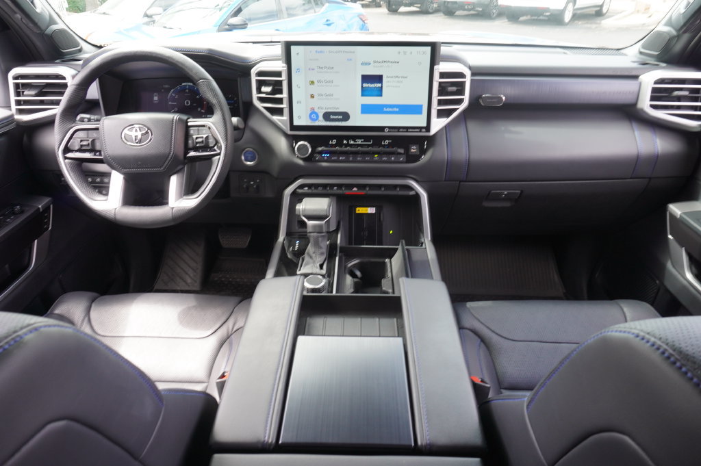 Used 2023 Toyota Sequoia Platinum AWD/4WD image 12