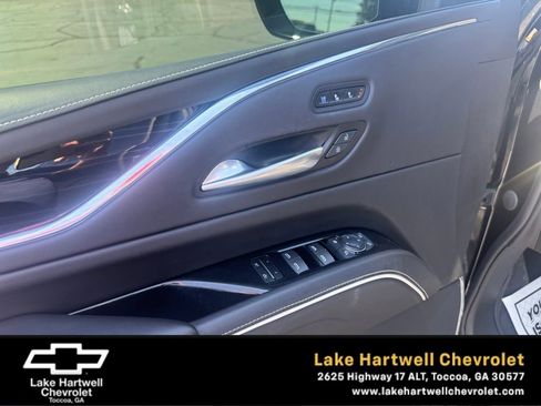 Used 2023 Cadillac Escalade V image 17