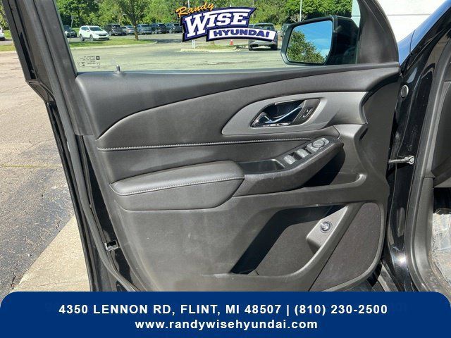 Used 2024 Chevrolet Traverse LT w/ Midnight/Sport Edition AWD/4WD image 15