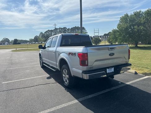Used 2019 Ford F150 Lariat image 9