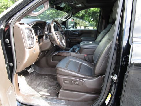 Used 2020 GMC Sierra 2500 Denali w/ Denali Ultimate Package image 18