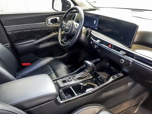 Used 2024 Kia Sorento SX image 36