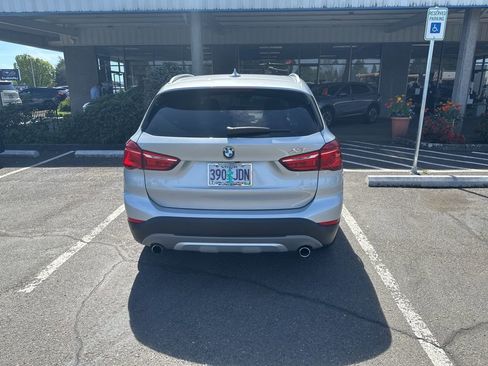 Used 2016 BMW X1 xDrive28i AWD/4WD image 3