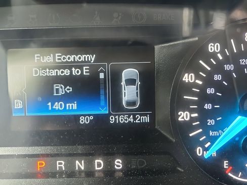 Used 2020 Ford Edge SE image 3