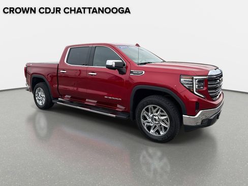 Used 2023 GMC Sierra 1500 SLT w/ SLT Premium Package image 2
