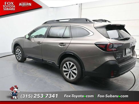 Used 2021 Subaru Outback Premium AWD/4WD image 14