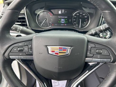 Used 2024 Cadillac XT6 Premium Luxury AWD/4WD image 40
