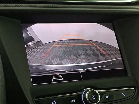 Used 2023 Chevrolet TrailBlazer LT image 4