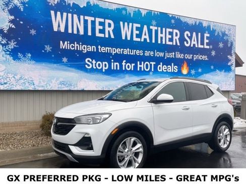 Used 2022 Buick Encore GX Preferred image 1
