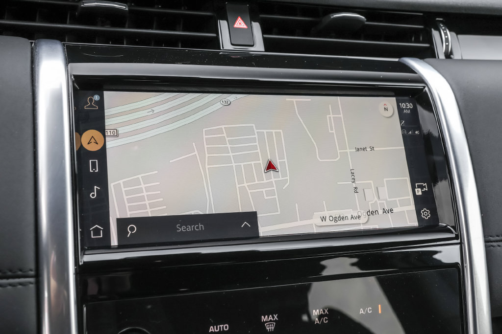 Used 2023 Land Rover Discovery Sport SE AWD/4WD image 6