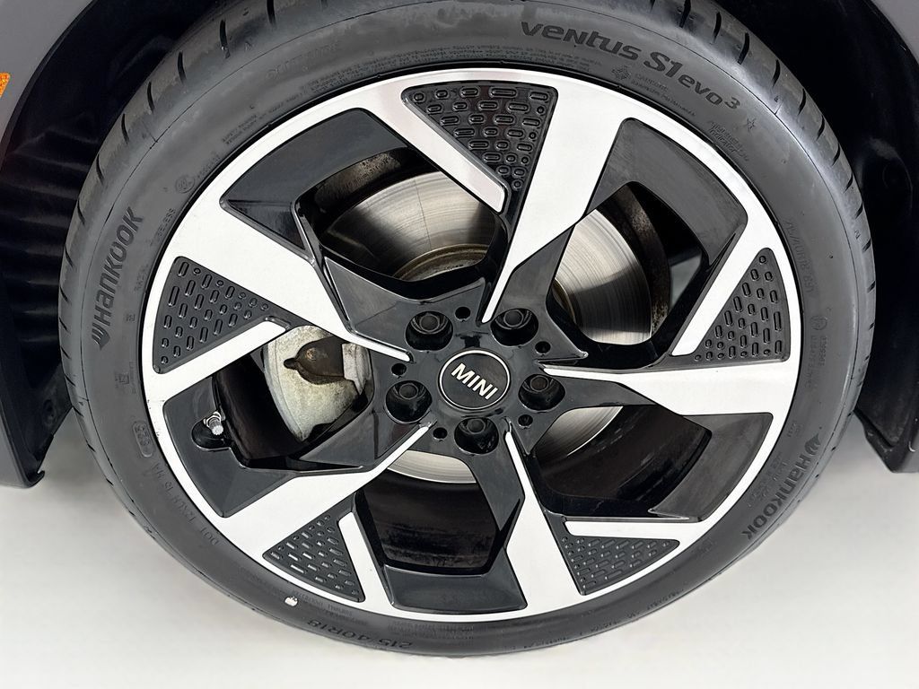Used 2025 MINI Cooper S FWD image 26