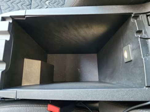 Used 2022 Chevrolet Equinox LT image 33