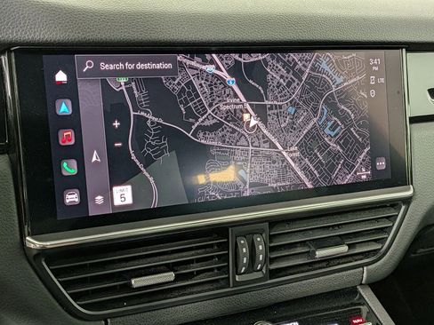 Certified 2023 Porsche Cayenne Platinum Edition AWD/4WD image 18