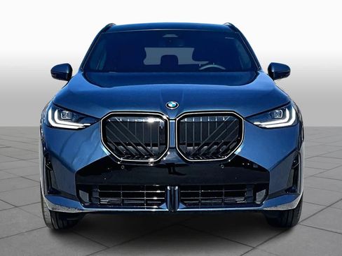 Used 2026 BMW X3 xDrive30 w/ Premium Package image 3