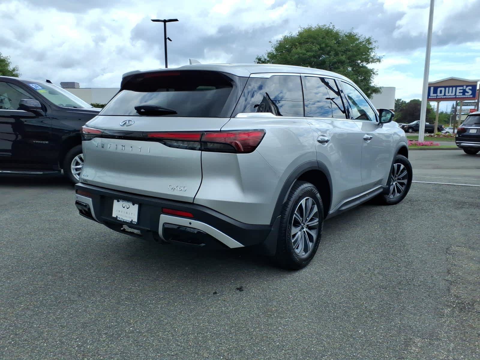 Certified 2022 INFINITI QX60 Pure AWD/4WD image 4