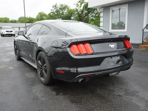 Used 2017 Ford Mustang Coupe w/ Ecoboost Performance Package RWD image 7