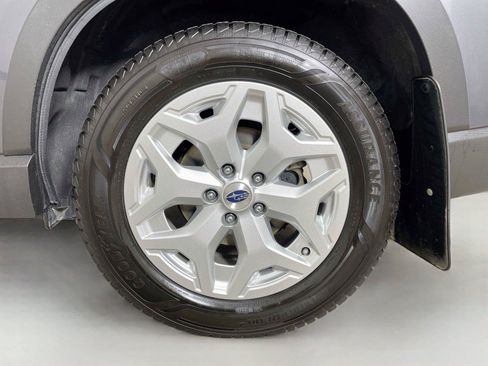 Used 2023 Subaru Forester AWD/4WD image 27