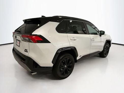 Certified 2023 Toyota RAV4 XSE AWD/4WD image 6