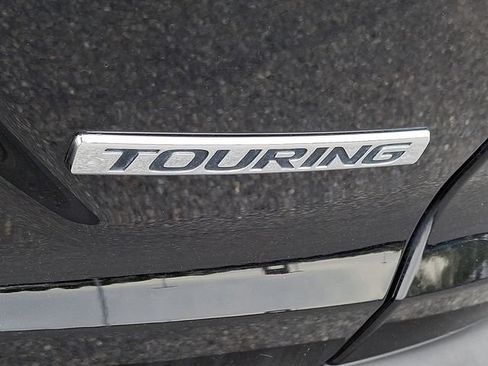 Used 2022 Honda CR-V Touring image 32