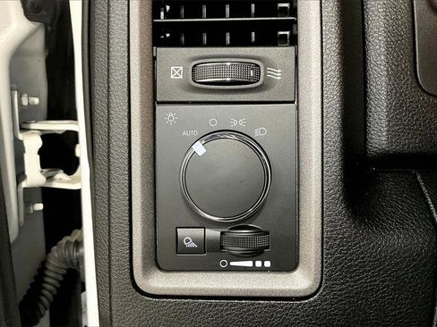 Used 2021 RAM 1500 Tradesman w/ Power & Remote Entry Group image 16