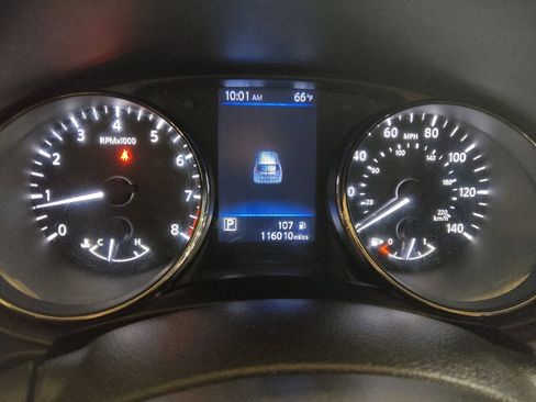 Used 2020 Nissan Rogue S w/ Special Edition Package image 23