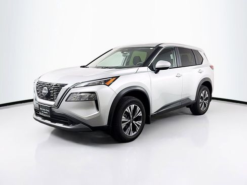 Used 2023 Nissan Rogue SV AWD/4WD image 3